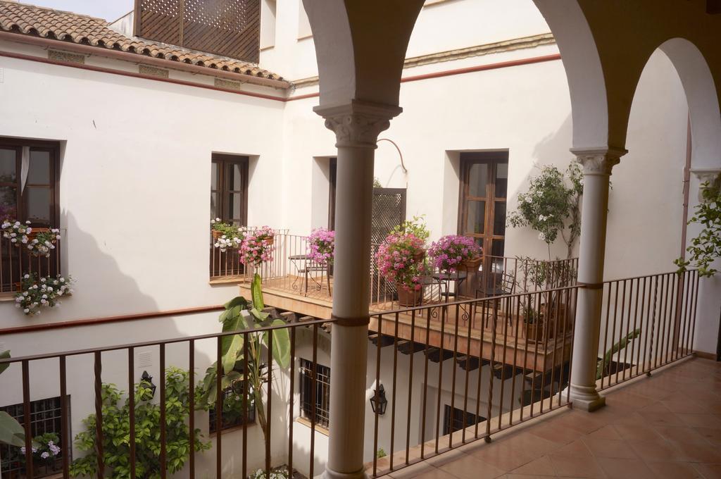 Apartamentos Los Patios De La Juderia Córdoba Exteriör bild